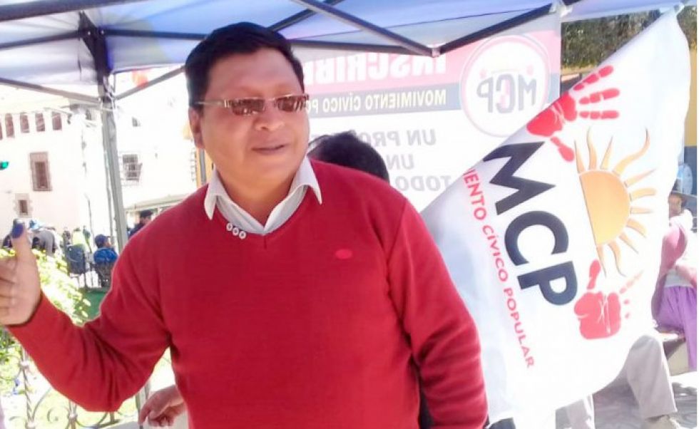 El expresidente del Comcipo, Jhonny LLally, en un acto de campaña.