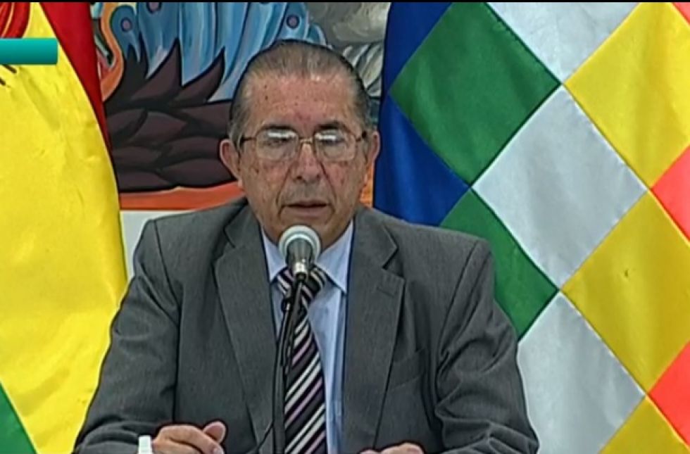 El exministro de Salud, Edgar Pozo, en una conferencia de prensa en diciembre de 2020.