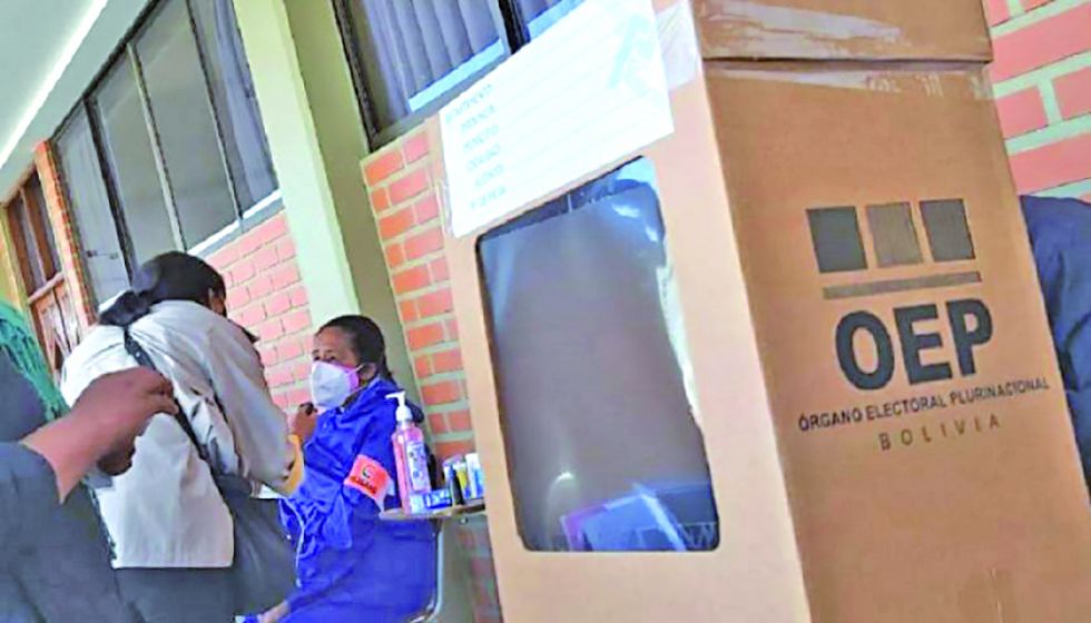 La justicia definirá hoy si las elecciones subnacionales deben postergarse o no.