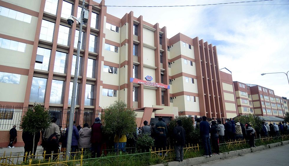 El edificio de la UPEA donde ocurrió el fatal accidente. 