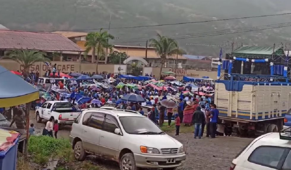 La concentración del MAS en Caranavi. 