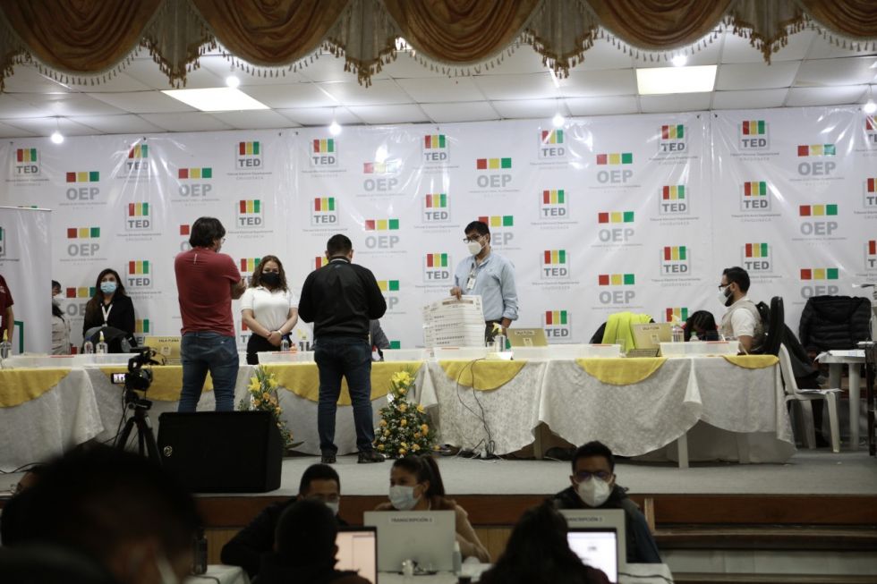 El cómputo en el Tribunal Electoral Departamental de Chuquisaca, la anterior semana.