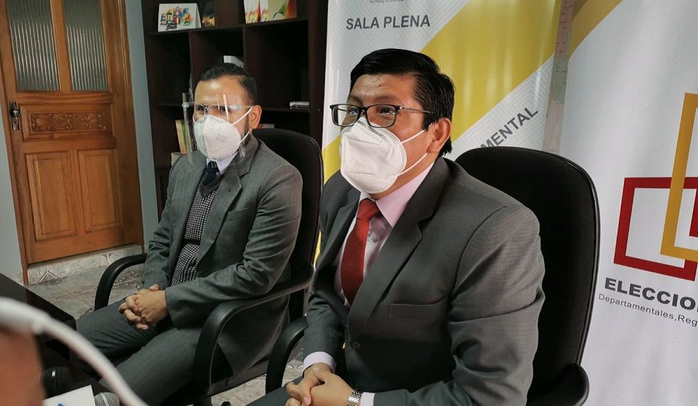 El presidente del TED, Wilfredo Cervantes, ofreció una conferencia de prensa.