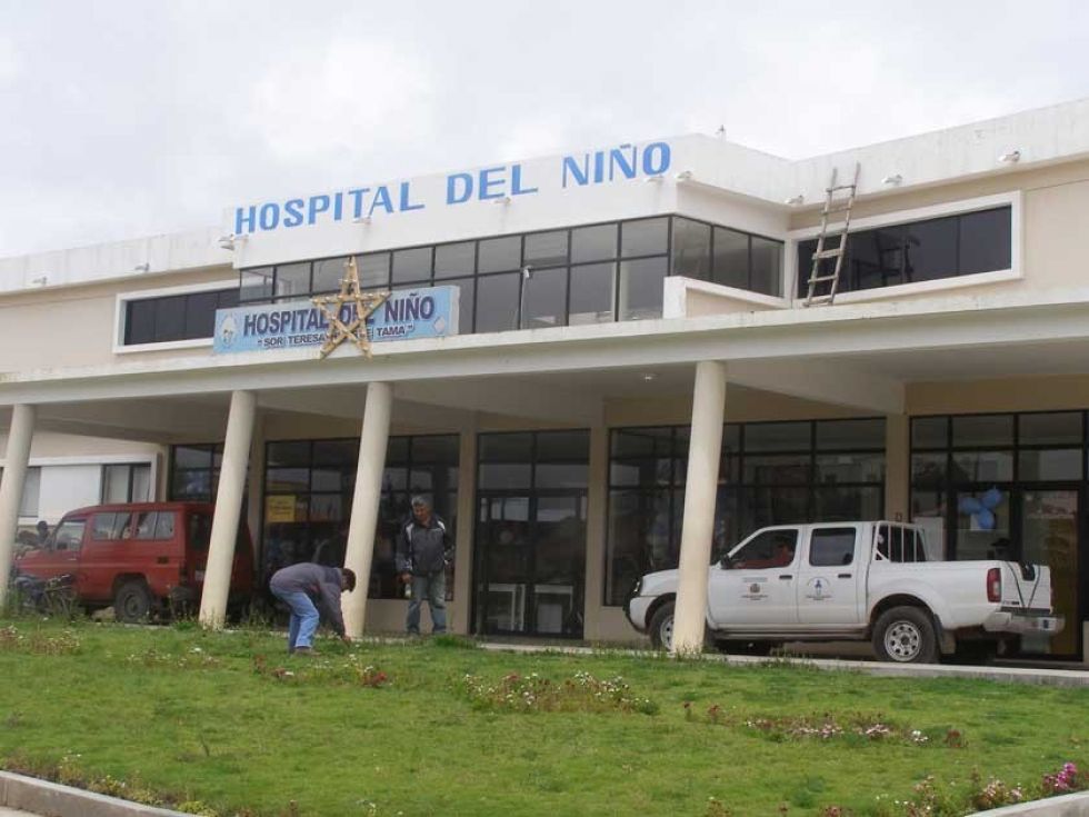Frontis del Hospital del Niño ubicado en la zona de Lajastambo de Sucre.