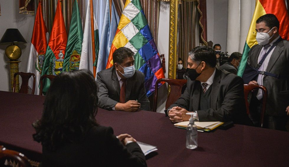 El fiscal Juan Lanchipa participó en la sesión de una comisión mixta del Legislativo.