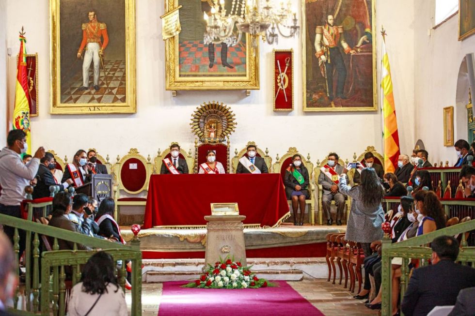 La sesión de honor del Concejo Municipal en la Casa de la Libertad.