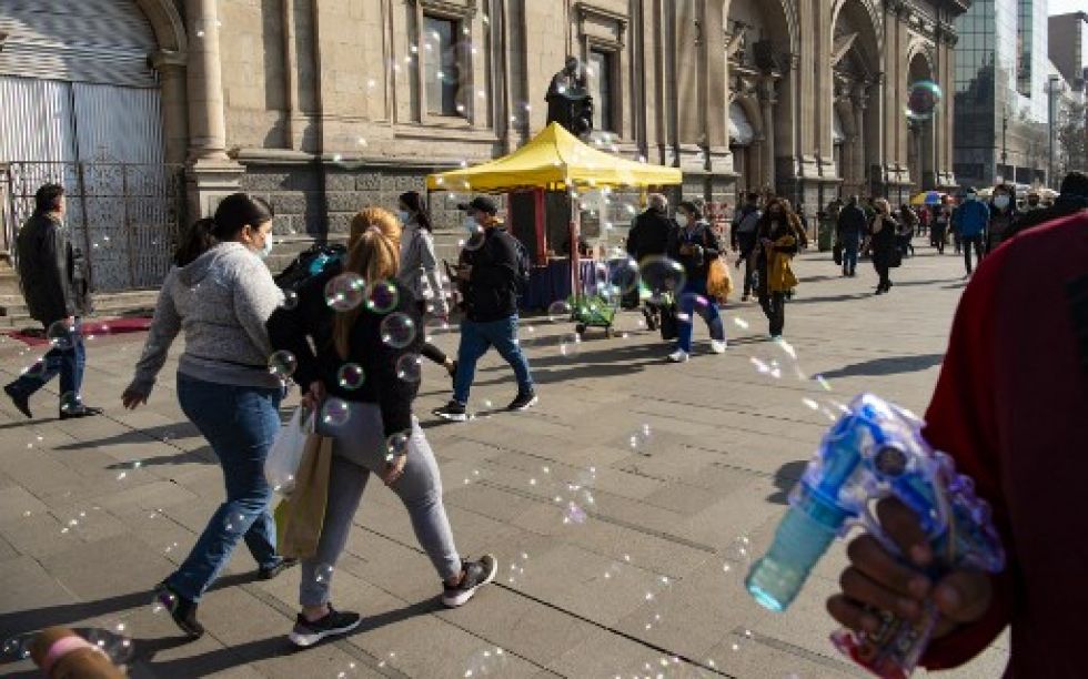 Además de la pandemia, Chile se vio afectado por una ola de inestabilidad social que influyeron en el desempeño de la economía y paralizaron la capital.