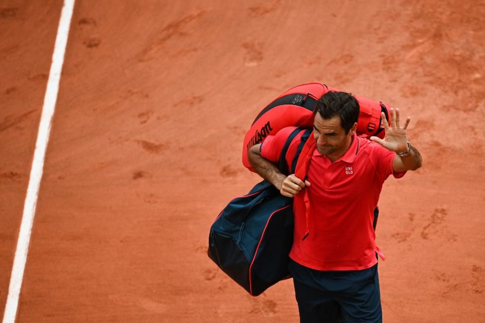 El suizo Roger Federer intenta volver a su mejor nivel tras una doble operación de rodilla.
