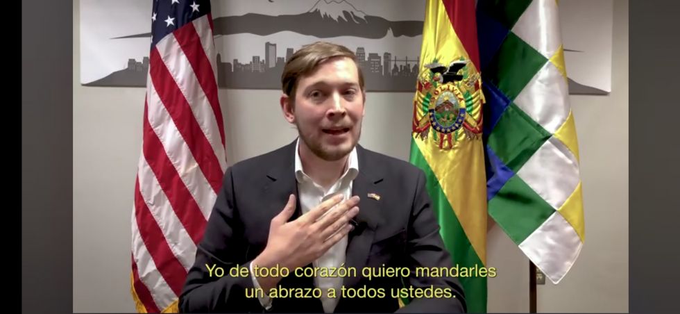 El vicecónsul de la Embajada de Estados Unidos en Bolivia, Karl Mercer, en su mensaje grabado.