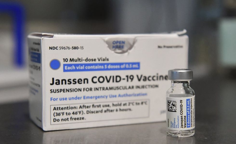 Una muestra de las vacunas Johnson & Johnson contra el covid-19.