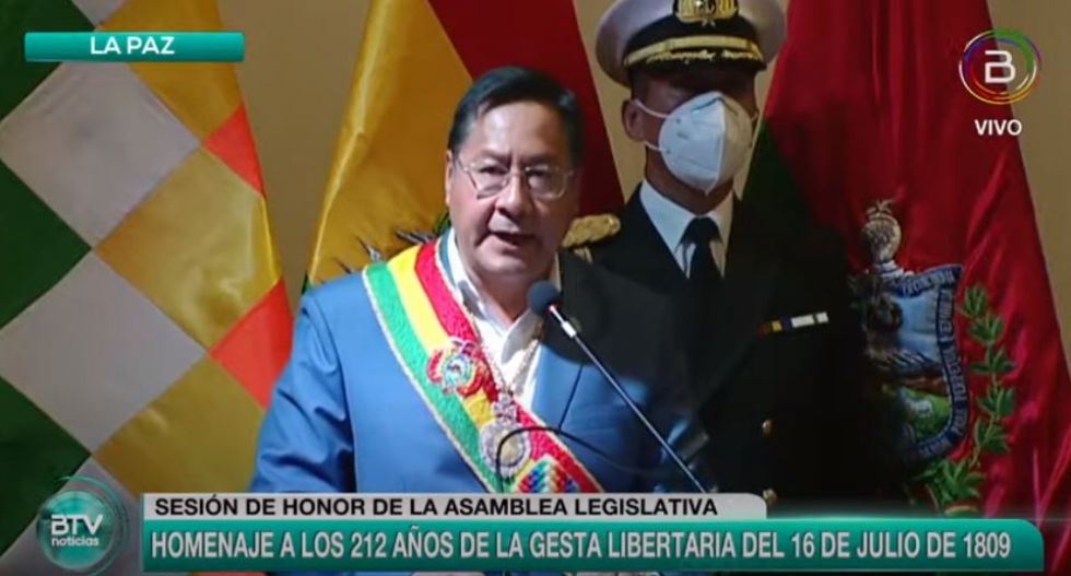 El presidente Luis Arce, durante su discurso ante la Asamblea Departamental de La Paz por el 16 de Julio.