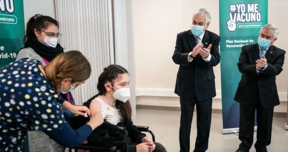 En Chile el presidente Sebastián Piñera dio inicio a la vacunación a menores de 17 años el pasado 22 de junio.
