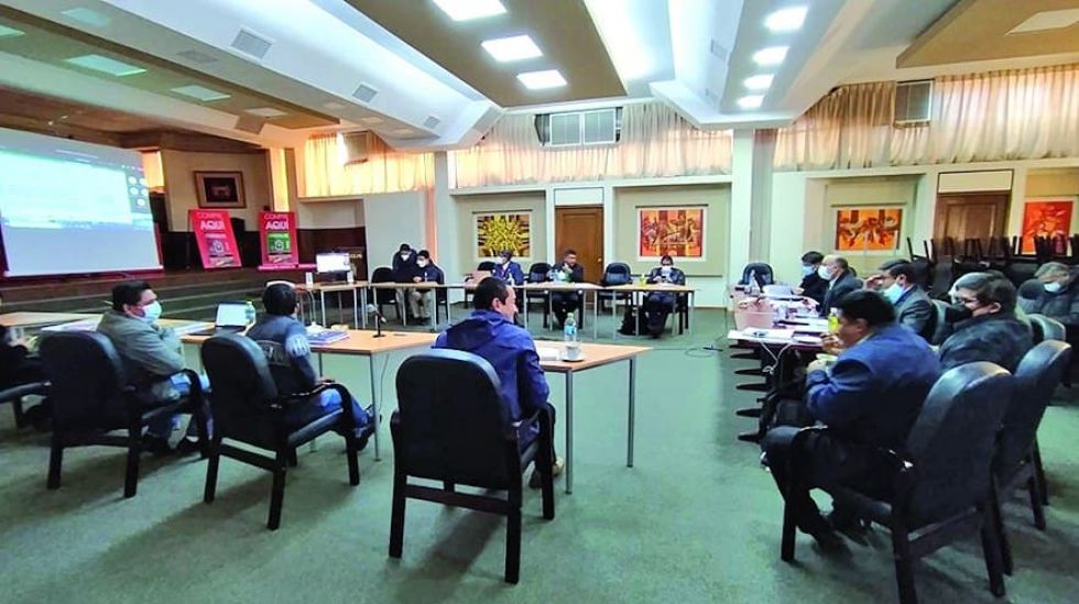 La Junta de Accionistas realizada ayer con la participación del Alcalde, Gobernador y Rector de USFX.
