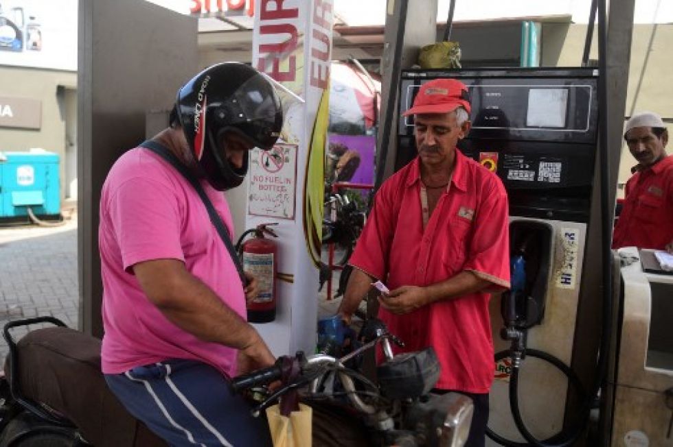 En varios países de Asia y Oriente Medio todavía se vendía gasolina con plomo, considerada nociva para la salud.