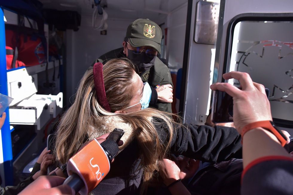 Áñez cumple detención preventiva en el penal de Miraflores desde marzo.