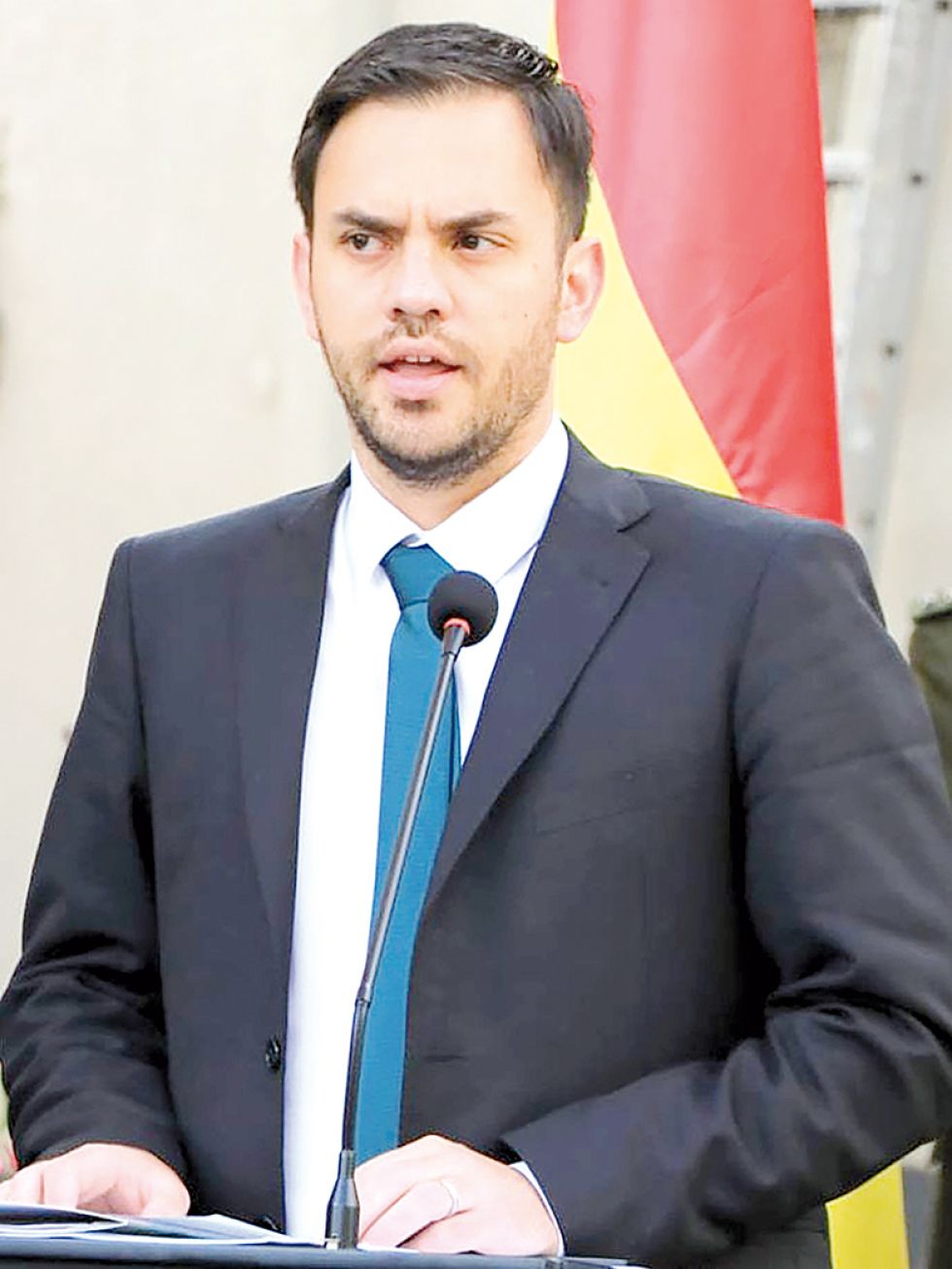 POSICIÓN. El ministro de Gobierno, Eduardo del Castillo, se refirió ayer los Wila Lluch'us.