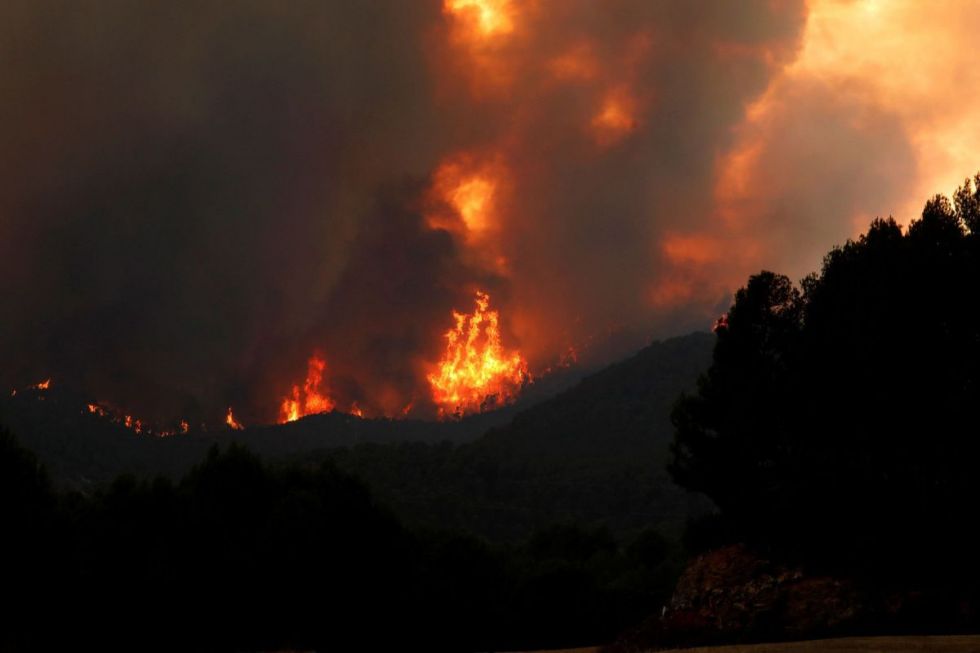 Cataluña lucha contra focos de fuego en el norte de la región.