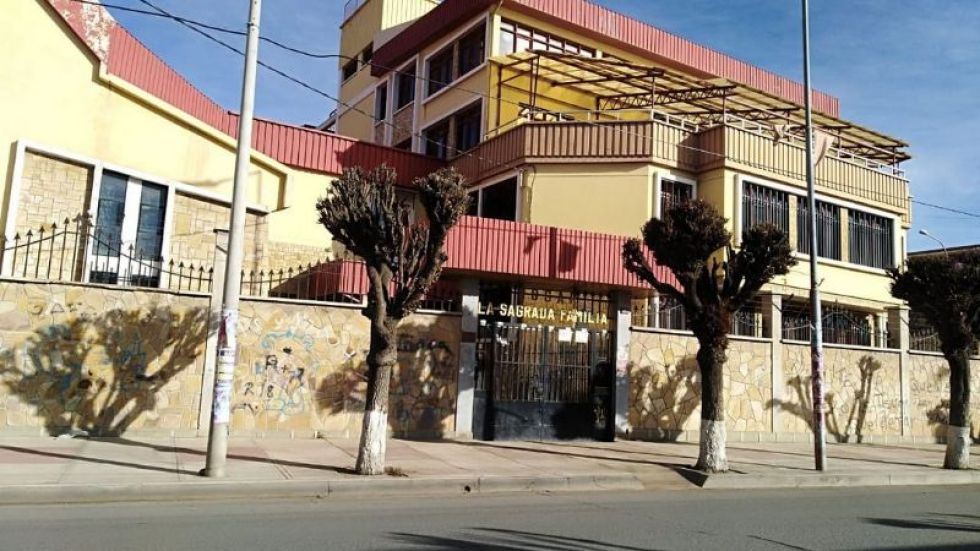 El hogar de ancianos la Sagrada Familia en Oruro.