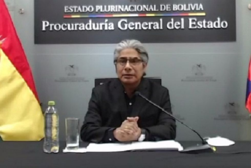El procurador del Estado Wilfredo Chávez en conferencia de prensa este viernes.