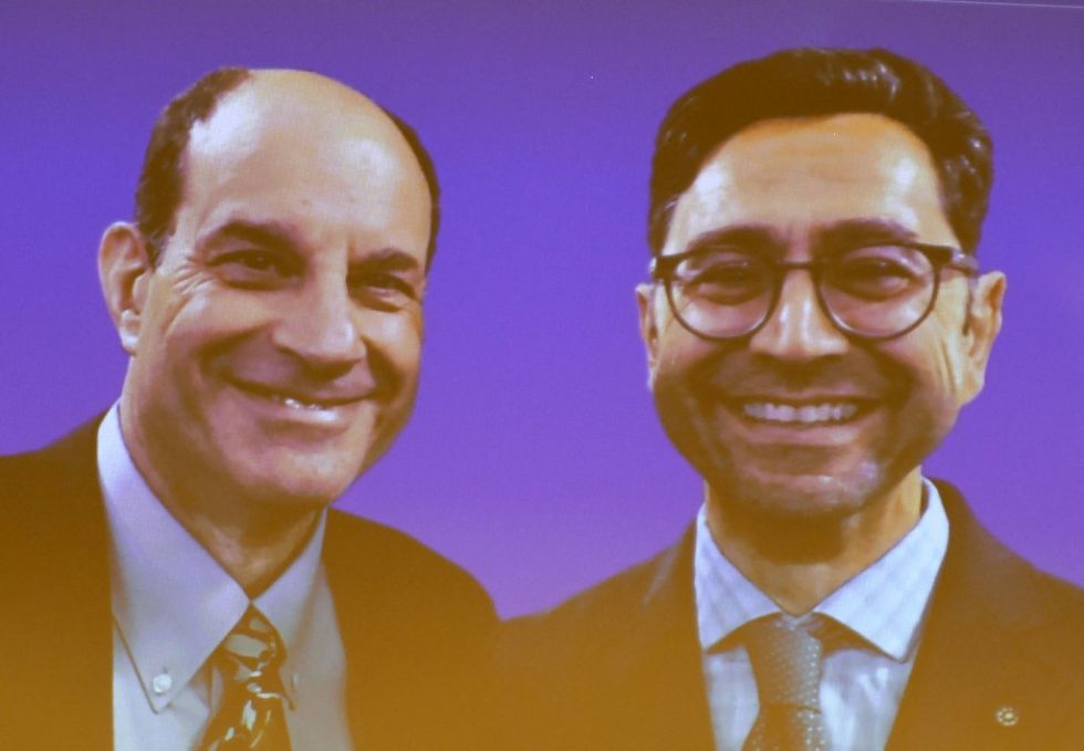 Los ganadores del Premio Nobel de Medicina 2021, David Julius (i) y Ardem Patapoutian.