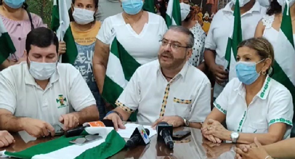 El Comité pro Santa Cruz ofreció una conferencia de prensa. 