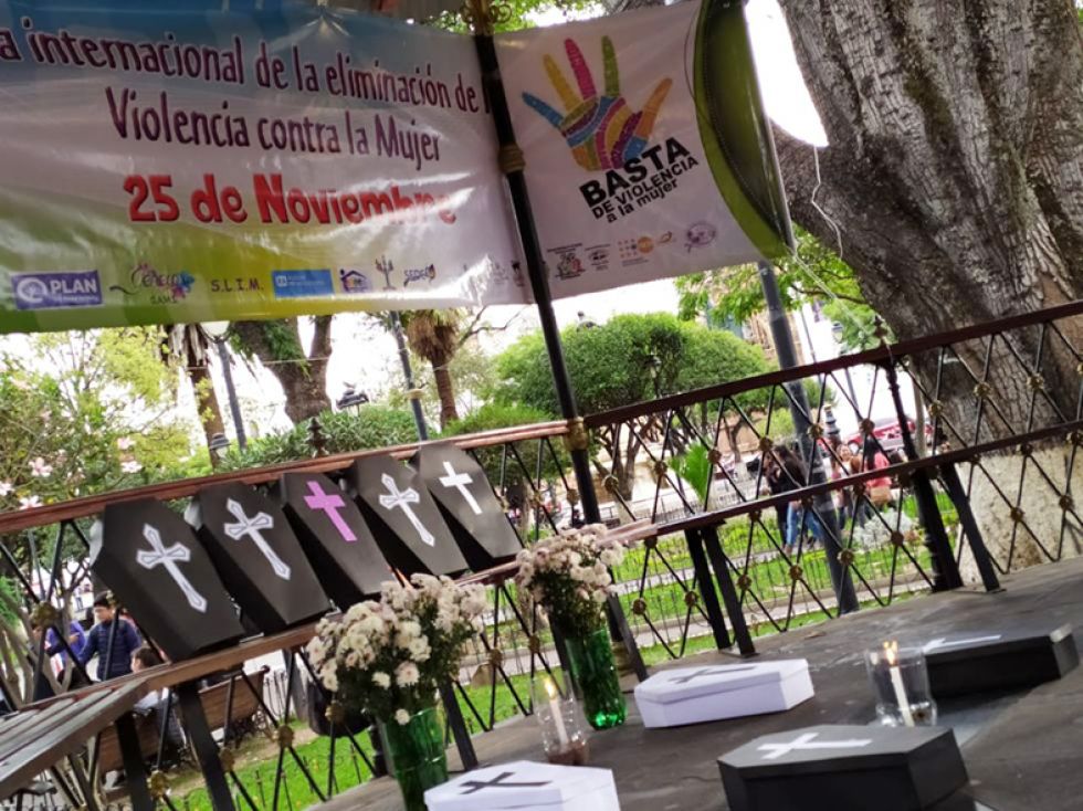 Este 11 de octubre se recuerda el Día de la Mujer Boliviana y el Día Internacional de la Niña.