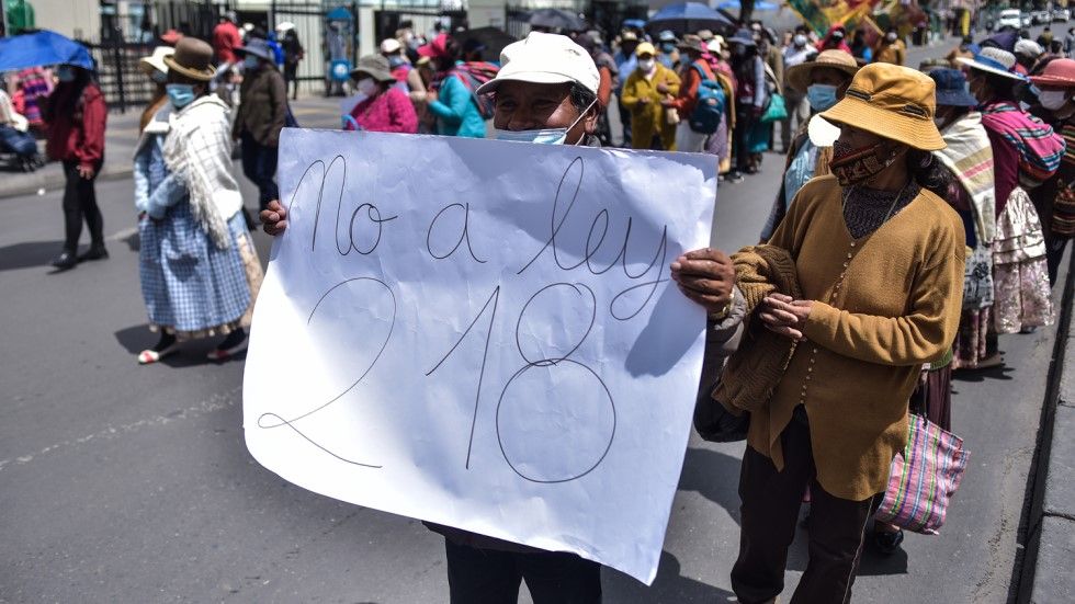 Las movilizaciones en contra del proyecto de ley contra las ganancias ilícitas.