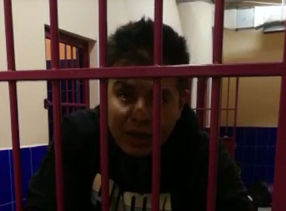 Yassir Molina, líder de la Resistencia Juvenil Cochala, en celdas judiciales de Potosí.