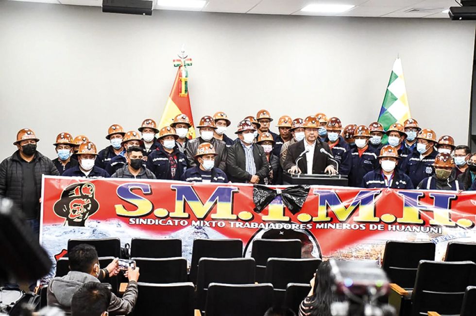 Arce y el “Vice” llaman a sus bases a levantarse