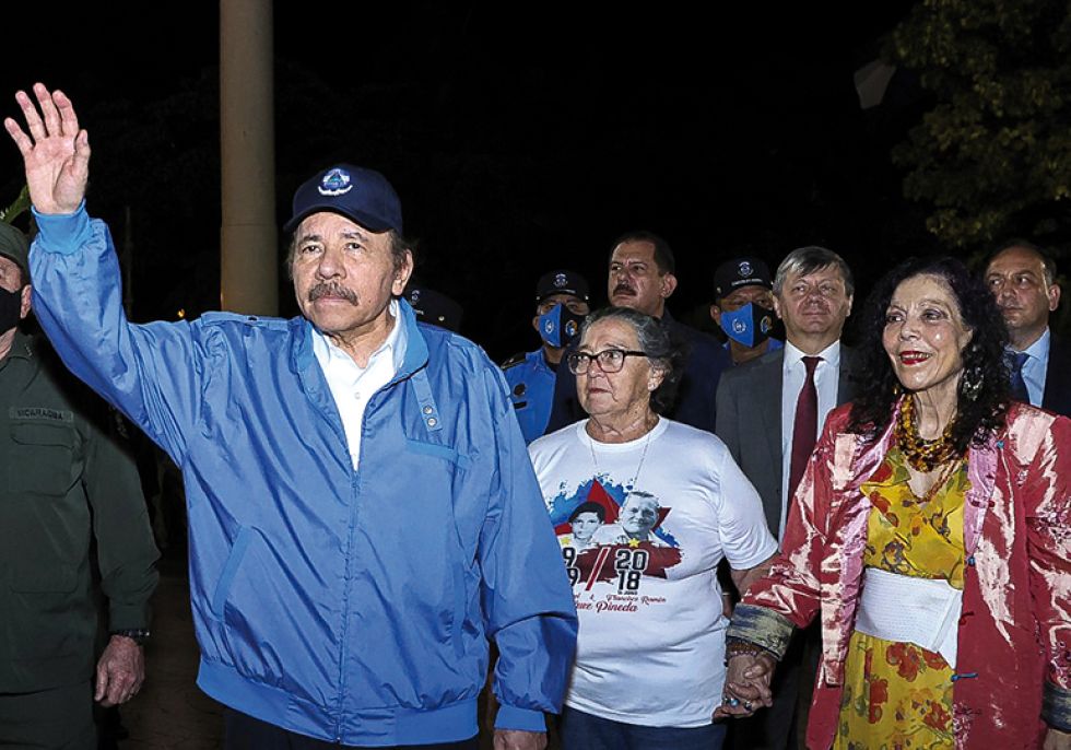 SANCIONES. El presidente de Nicaragua, Daniel Ortega, junto a su esposa Rosario Murillo.