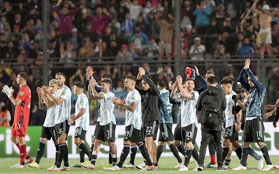 La Albiceleste abrochó su boleto al Mundial y se convierte en la decimotercera selección en asegurar su lugar en el torneo.