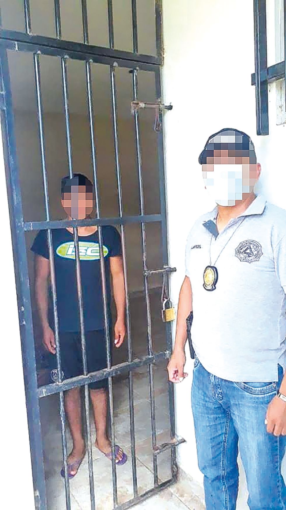 APREHENDIDO. El joven sindicado de la violación está arrestado en celdas policiales de Monteagudo.