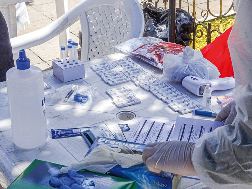 CONTAGIOS. Salud realiza la vigilancia epidemiológica a través de pruebas rápidas y PCR.