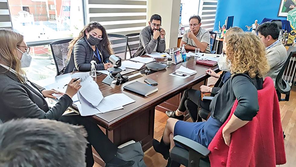 LA PAZ. La reunión entre el Gobierno y KfW que trató el martes la problemática del agua en Sucre.