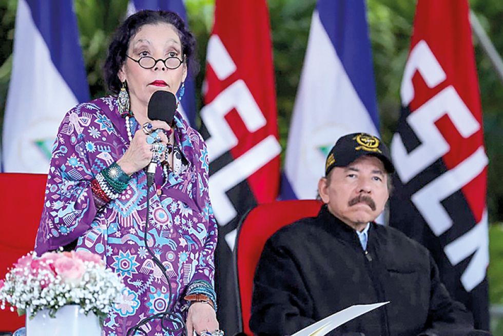 CONDENA. Daniel Ortega y su esposa, Rosario Murillo, presidente y vicepresidenta de Nicaragua.