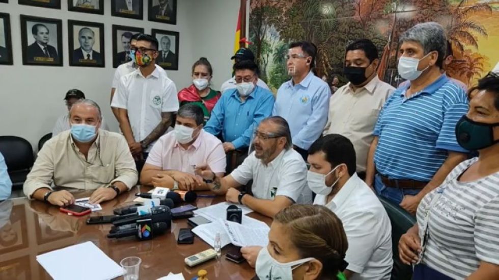 Los dirigentes del movimiento cívico nacional, en una reunión en Santa Cruz este año.