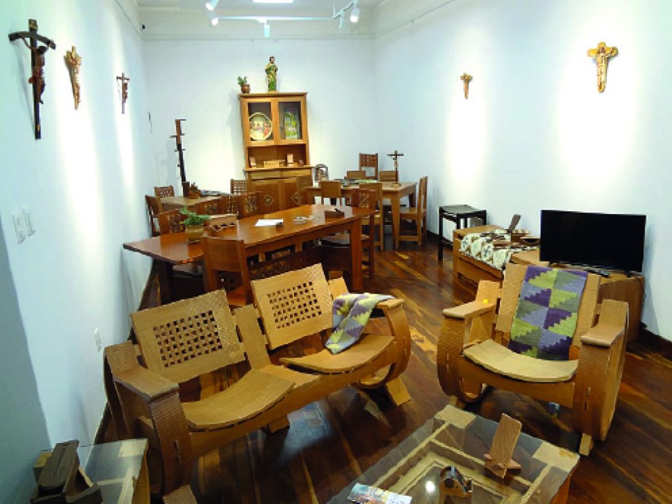 EXPOVENTA. Algunas de las obras de los artesanos Don Bosco en la Casa Alzérreca.