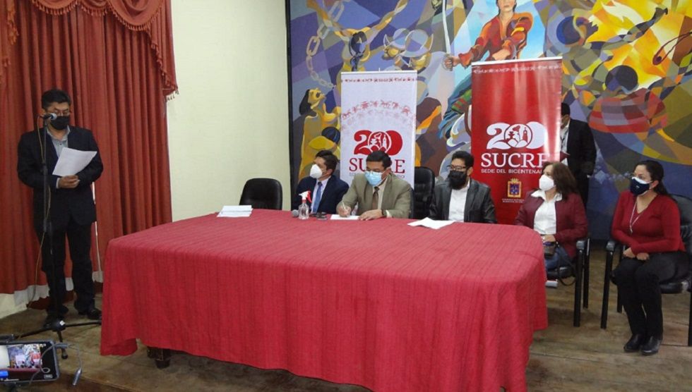 La Alcaldía brindó una conferencia de prensa sobre las medidas contra el covid-19.
