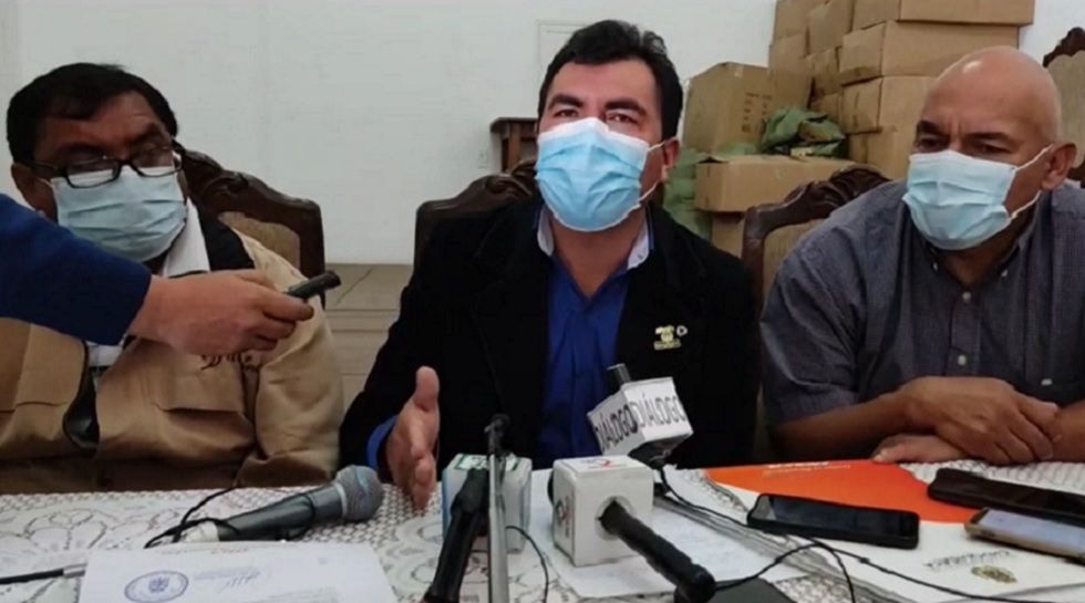 Las autoridades de la Gobernación de Chuquisaca brindaron una conferencia de prensa.