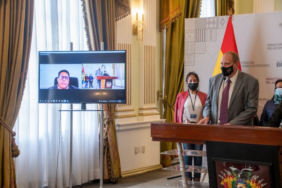 El viceministro de Comercio Exterior, Benjamín Blanco, durante su conferencia de prensa.