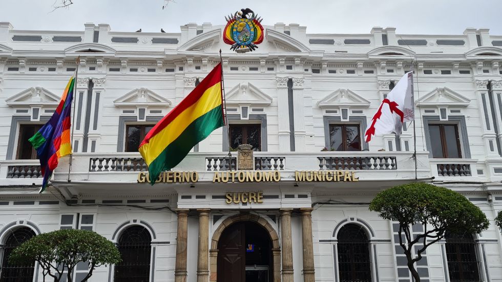 El frontis del Palacio Consistorial, donde funciona el Concejo Municipal de Sucre.