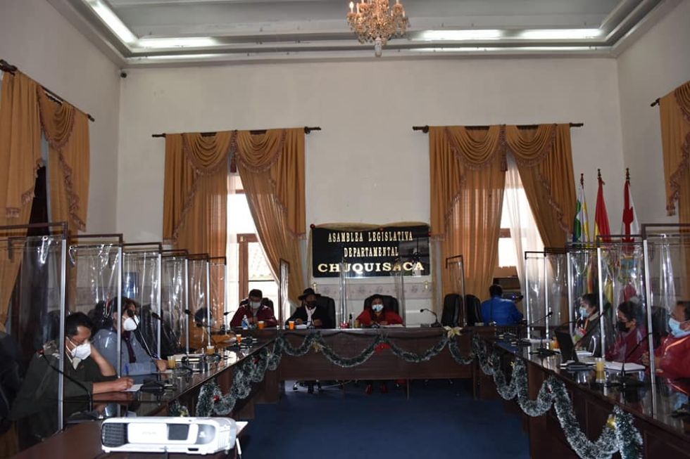 La Asamblea Legislativa Departamental es una de las entidades más golpeadas por el covid-19.