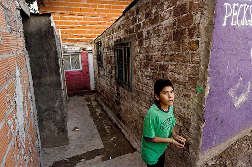 POBREZA. La Villa Puerta 8, donde se vendió la cocaína adulterada, es un barrio de 170 casas precarias.