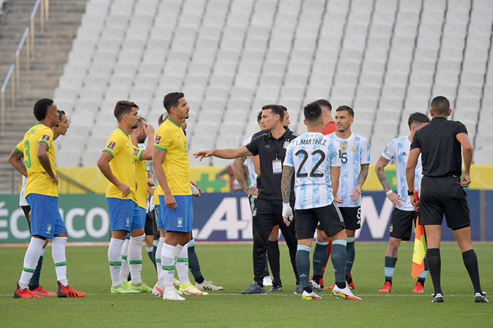 El partido entre las selecciones de Brasil y Argentina del 5 de septiembre de 2021 fue suspendido.