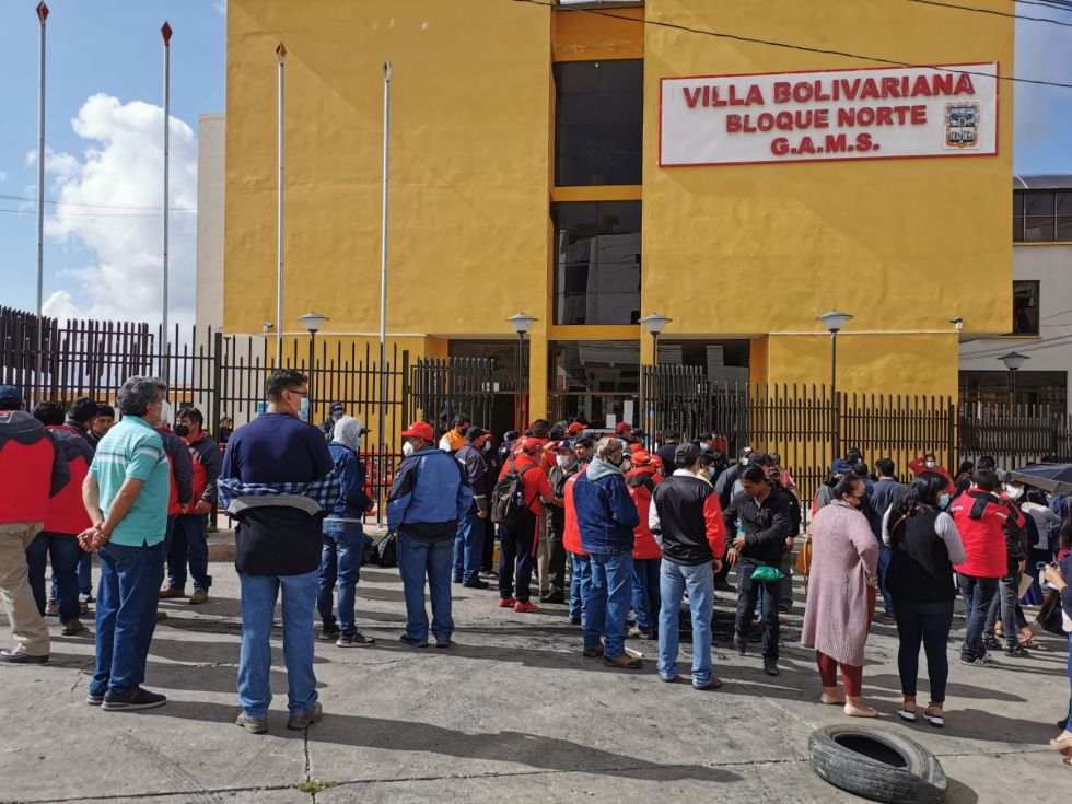 La protesta de los trabajadores de Fancesa en la Villa Bolivariana.