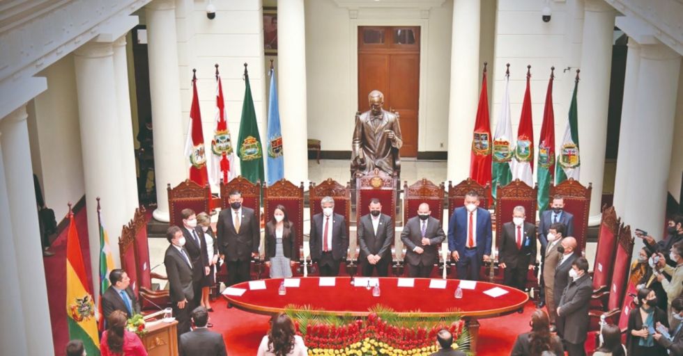 Las altas autoridades de la justicia son elegidas en Bolivia a través del voto popular.