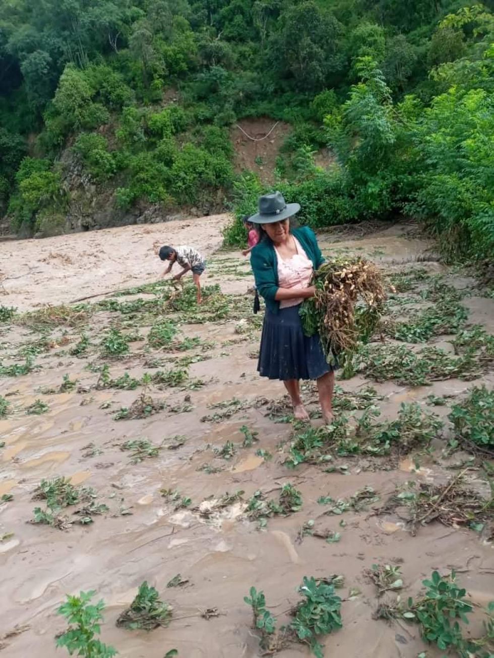 Familias de la comunidad El Dorado, de El Villar, quedaron afectadas por la crecida del río. GENTILEZA RADIO CENTRO PADILLA