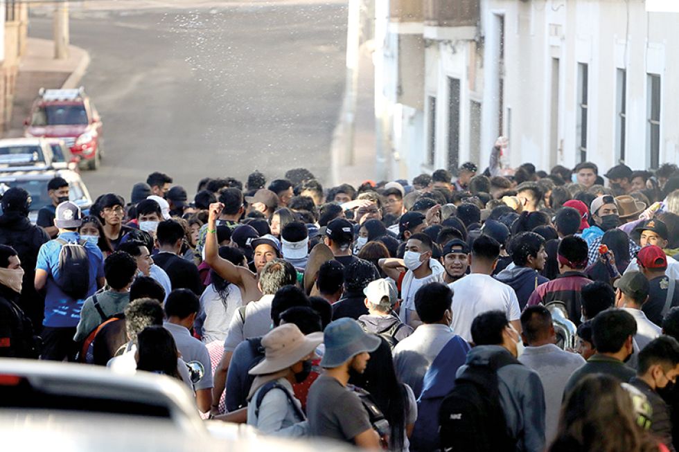 FIESTA. Durante este carnaval no se cuidaron las medidas de bioseguridad.