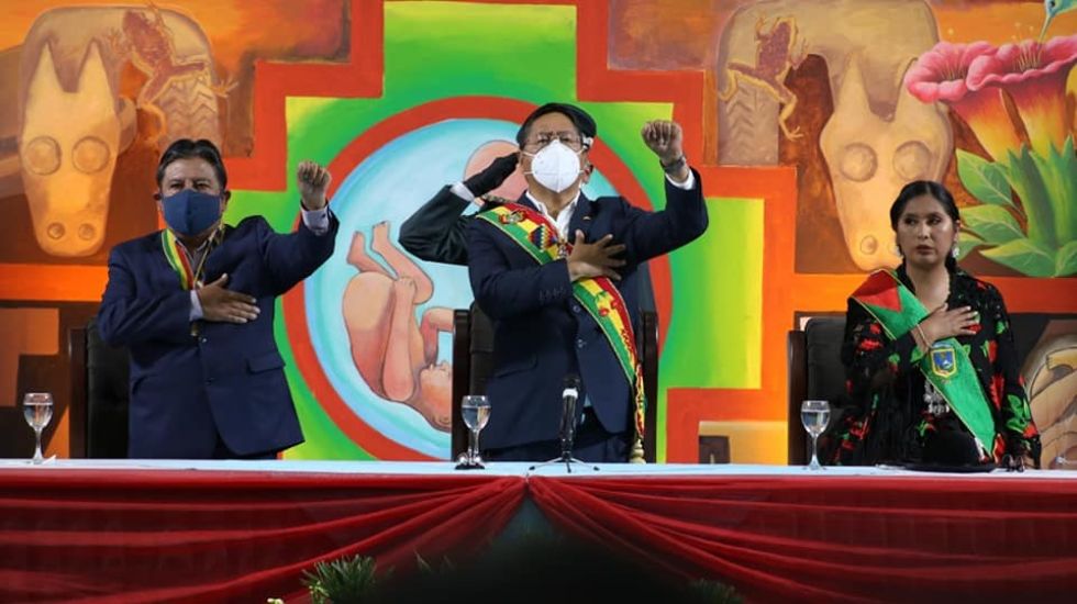 David Choquehuanca, Luis Arce y Eva Copa, en el acto central por el aniversario de El Alto.
