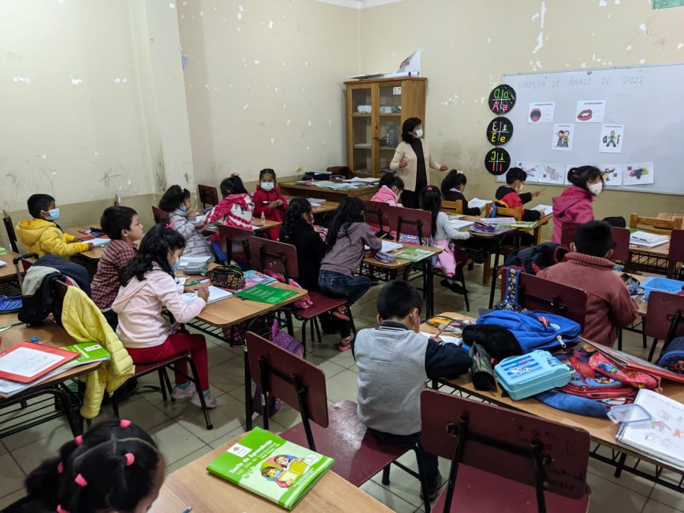 Niños en una de las aulas de la unidad educativa Teresa de Lemoine, de Sucre.